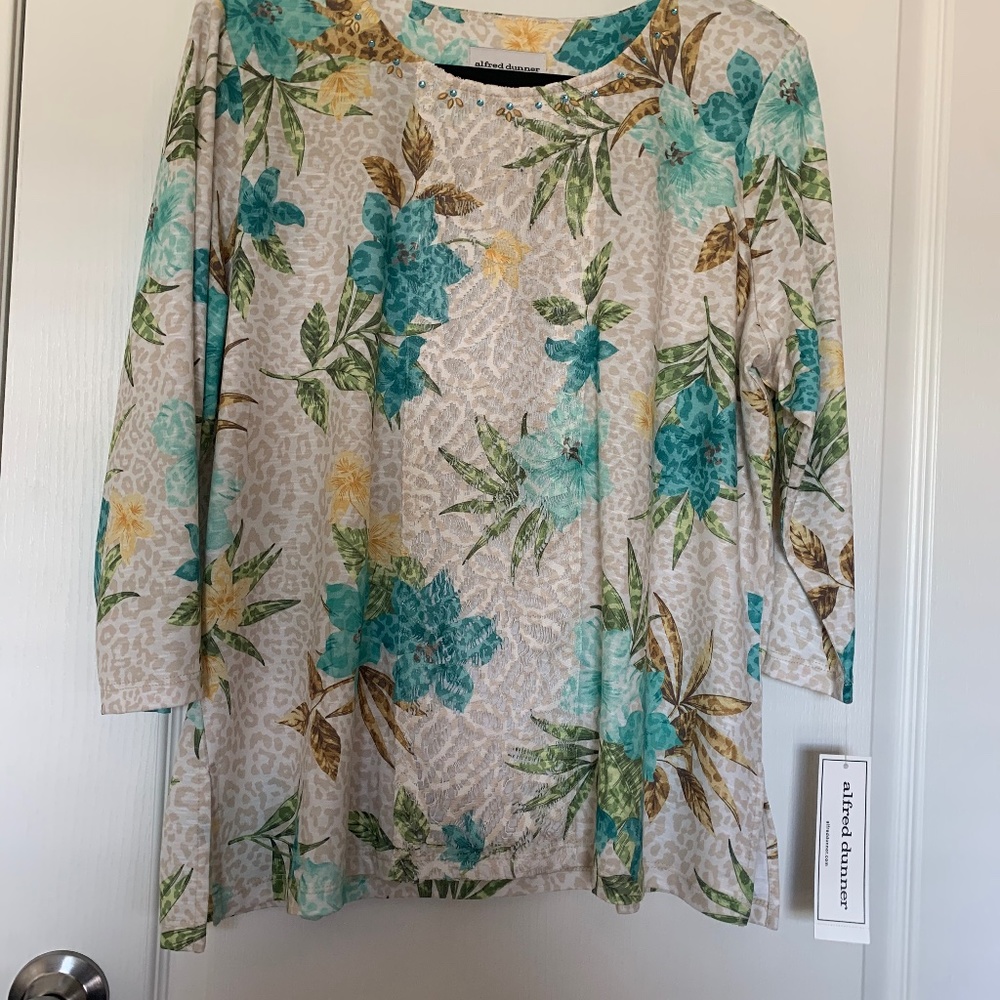 Alfred Dunner top